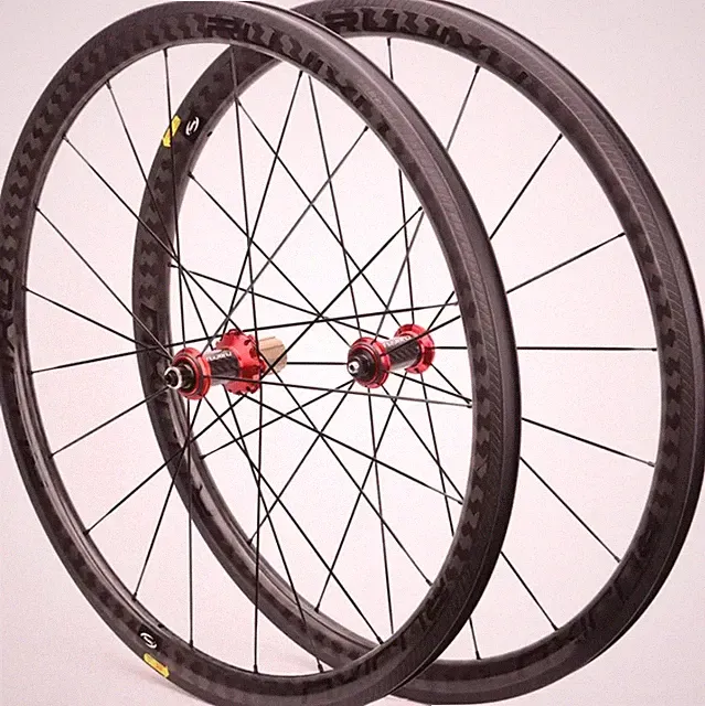 700C Road Bike Carbon Fiber Wheelset Quick Release 8-11 Speed HG Hubs Wheels
