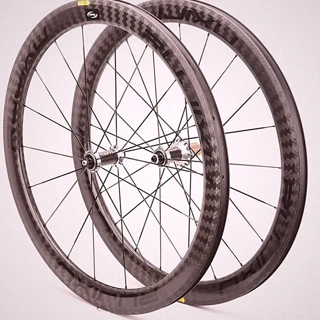 700C Road Bike Wheel Set Carbon Bicycle Rims 38mm 50mm V Brake System Wheeels