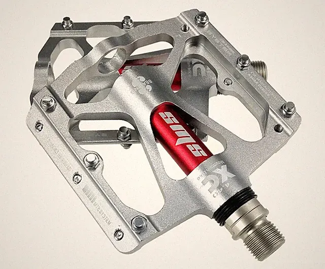 Aluminum Road MTB Mountain Bike Bicycle Pedal 3 Sealed Bearings Flat Pedals