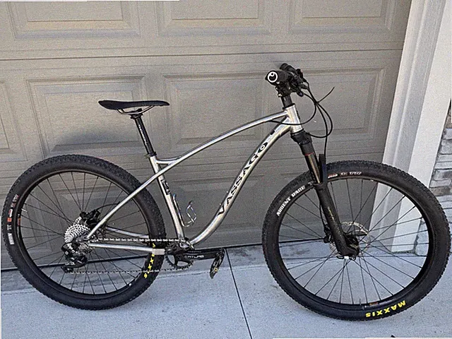 LG Vassago Moose Knuckle 29er Titanium MTB Raceface Thomson TRP Deore XT L@@K