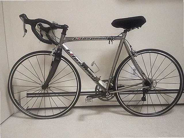 LIGHTSPEED VORTEX TITANIUM ROAD BIKE HP PRO VERY LOW MILES Made USA
