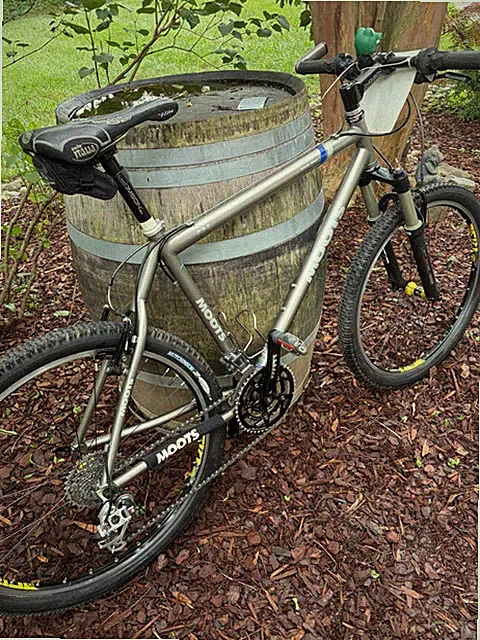 Moots 26in 19in Titanium Hardtail MTB Front Suspension rim brakes