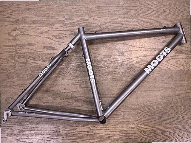 Moots YBB Disc Titanium Mountain Bike Frame 26” 19” 2010