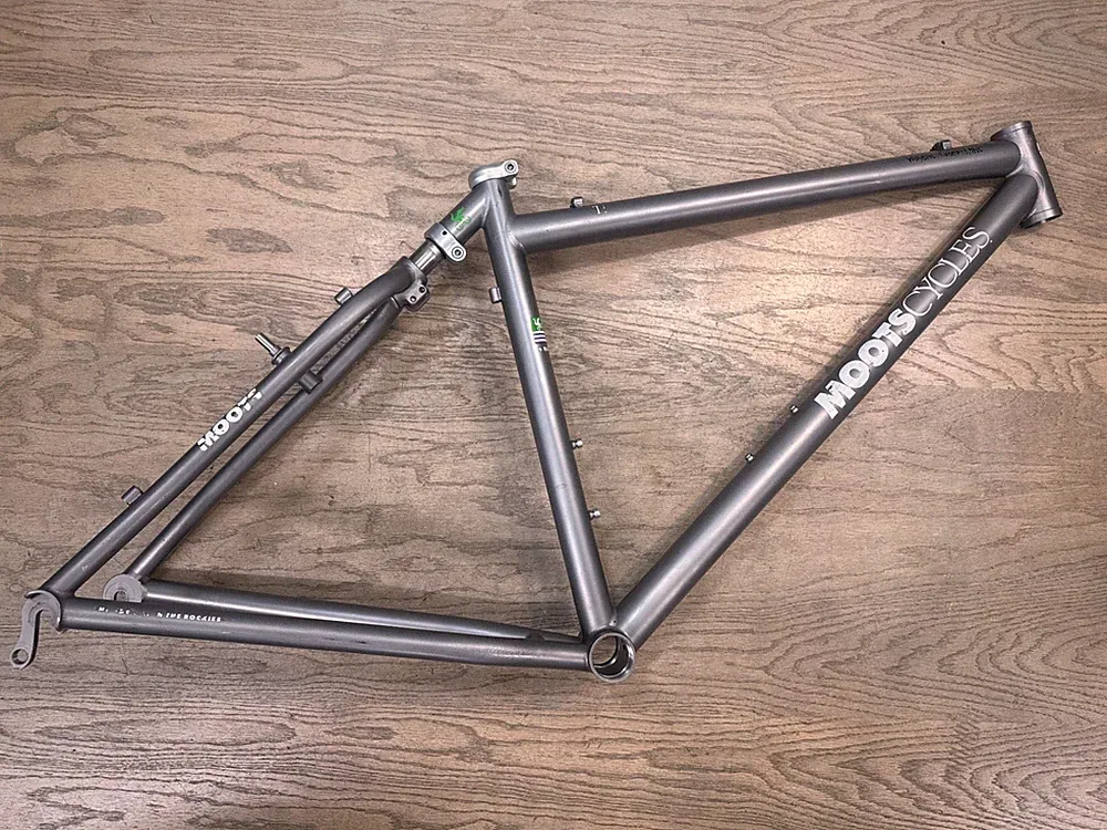 Moots YBB Super Light Titanium Mountain Bike Frame 26” Rim/V-Brake Small