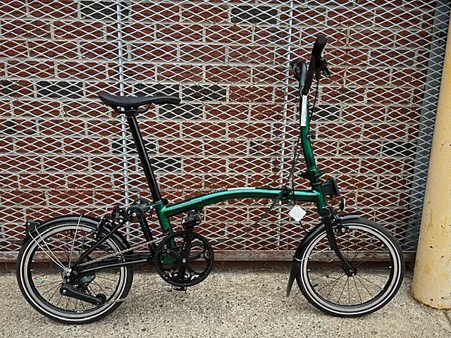 NOS NEW Brompton Folding Bicycle M4L P line urban mid ext post Green / Black