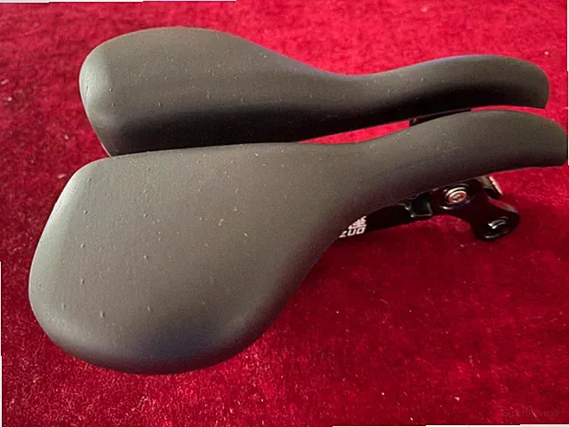 Split Road Bike Saddle Ergonomic Comfort Seat Shock Absorbing N – Ride Pain-Free