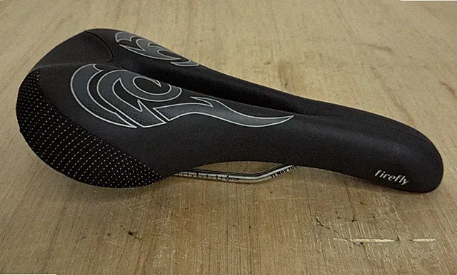 TERRY FIREFLY CUTAWAY SADDLE BICYCLE SEAT BLACK LEATHER TITANIUM RAILS EUC ITALY