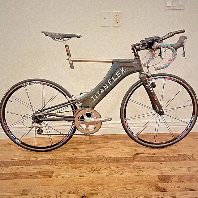 Titan Flex Titanium Aluminum Road Bike Dura Ace 52 cm Rolf Ti Boom Tri Beam