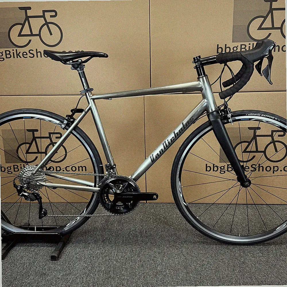 Van Nicholas Titanium Road Bike, (Mechanical) Shimano 105 11-speed, Carbon Fork